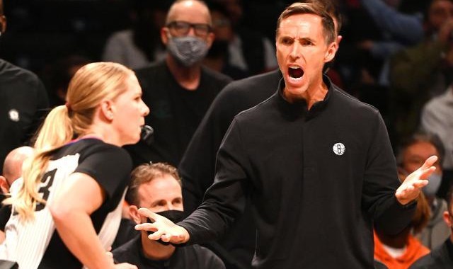 世界杯比赛直播地址-为揭幕战做最终调试 看雄鹿领戒指将激发篮网？